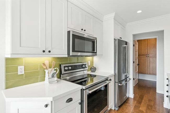 Interior, Kitchen, Recessed Lighting, Stainless Steel Appliances, Wood Texture Flooring