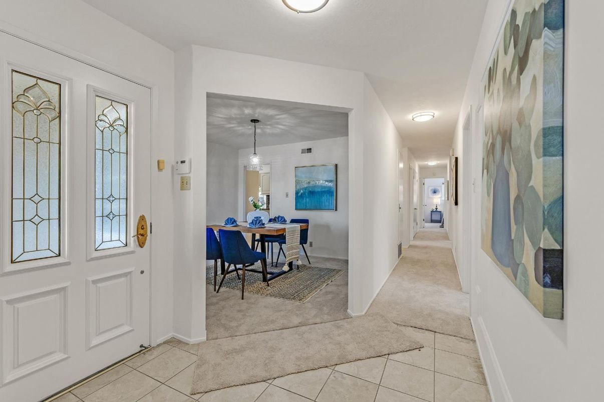 Dining room, Interior, Pendant Lights