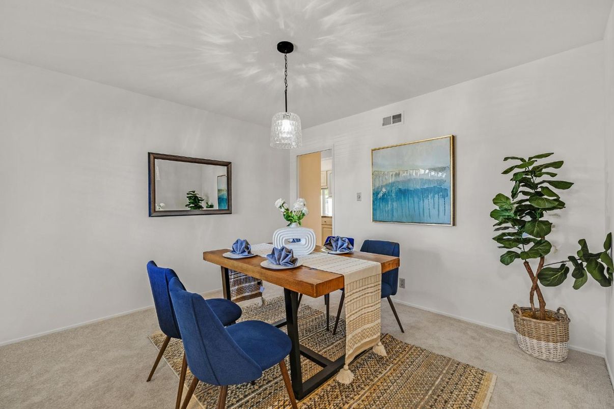 Dining room, Interior, Pendant Lights