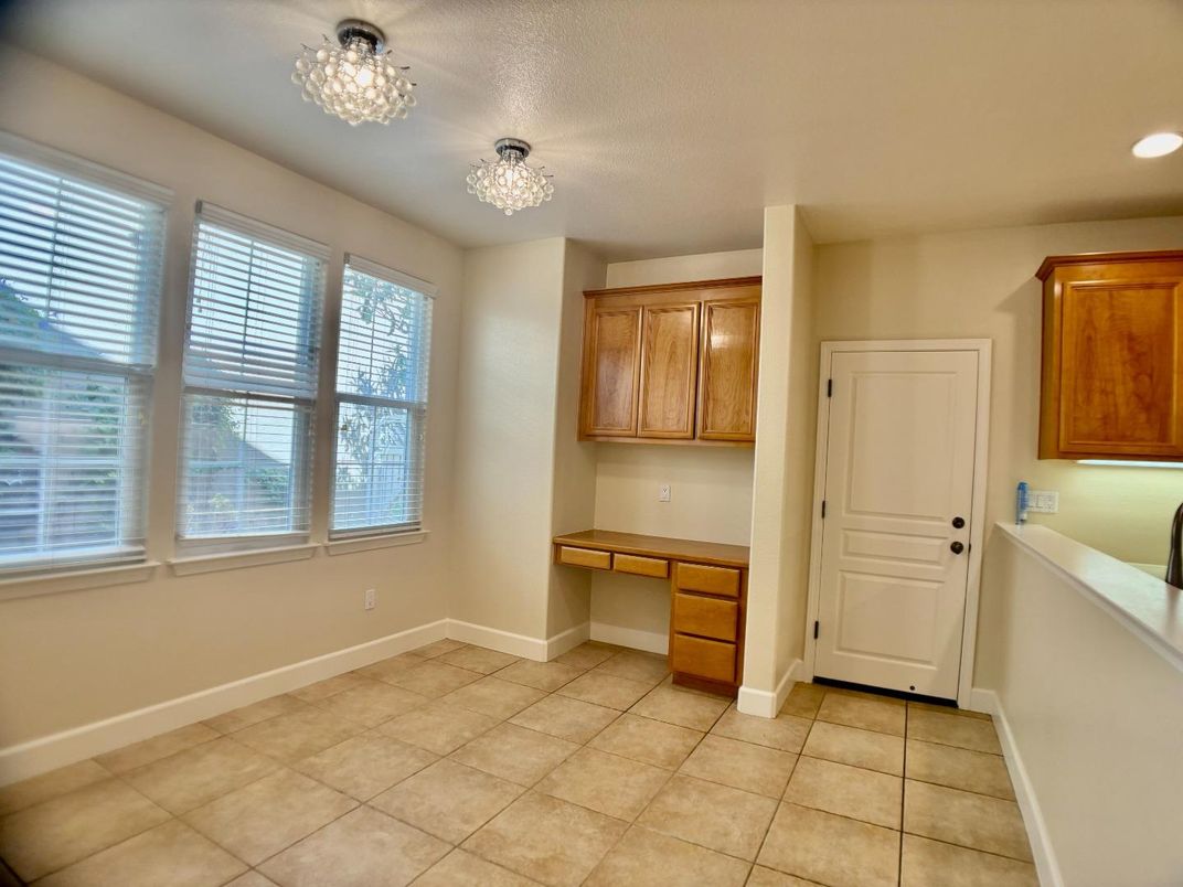 Chandelier, Interior, Recessed Lighting