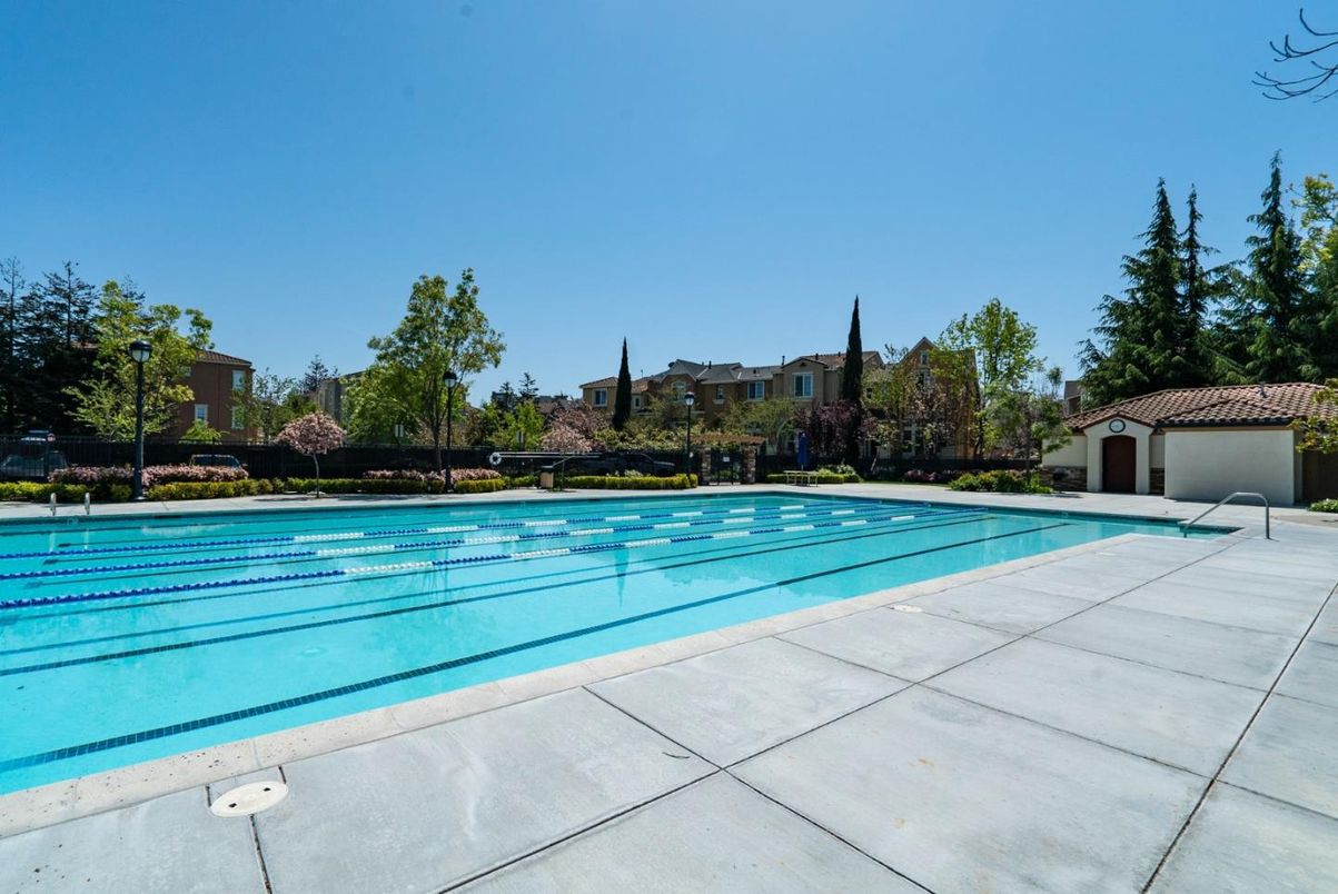 Detached Garage, Exterior, Pool