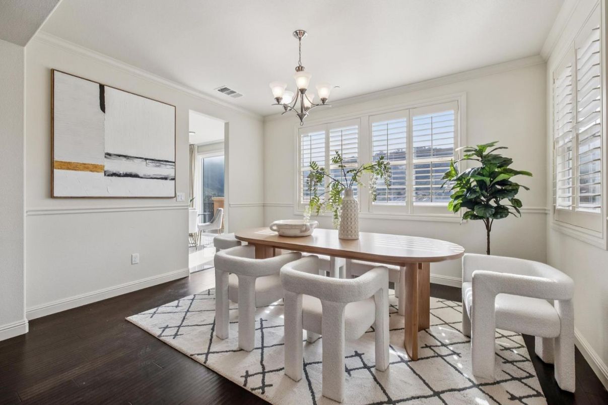 Chandelier, Dining room, Interior, Wood Texture Flooring