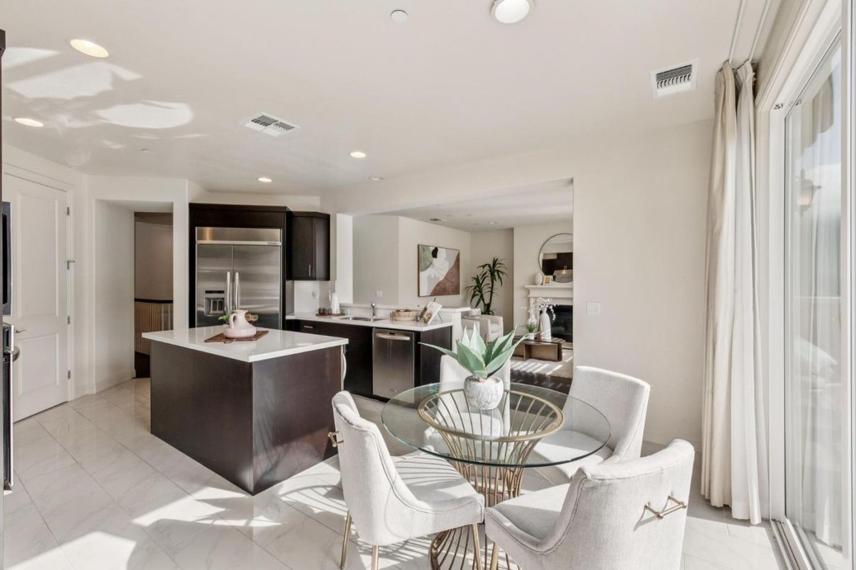 Dining room, Interior, Kitchen, Recessed Lighting, Stainless Steel Appliances