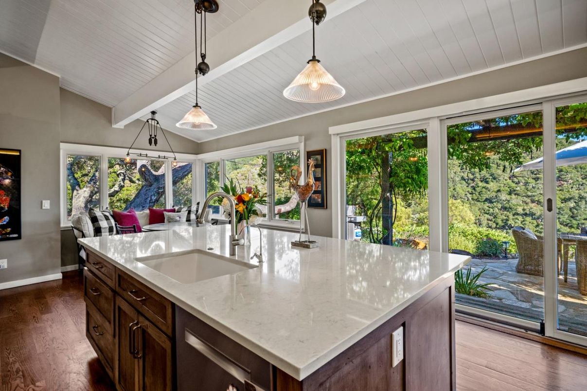 Interior, Kitchen, Pendant Lights, Wood Texture Flooring