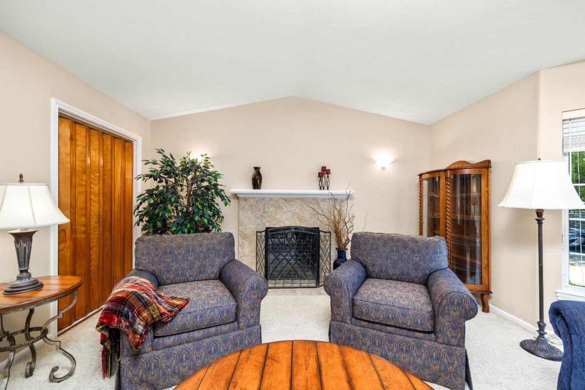 Fireplace, Interior, Living room