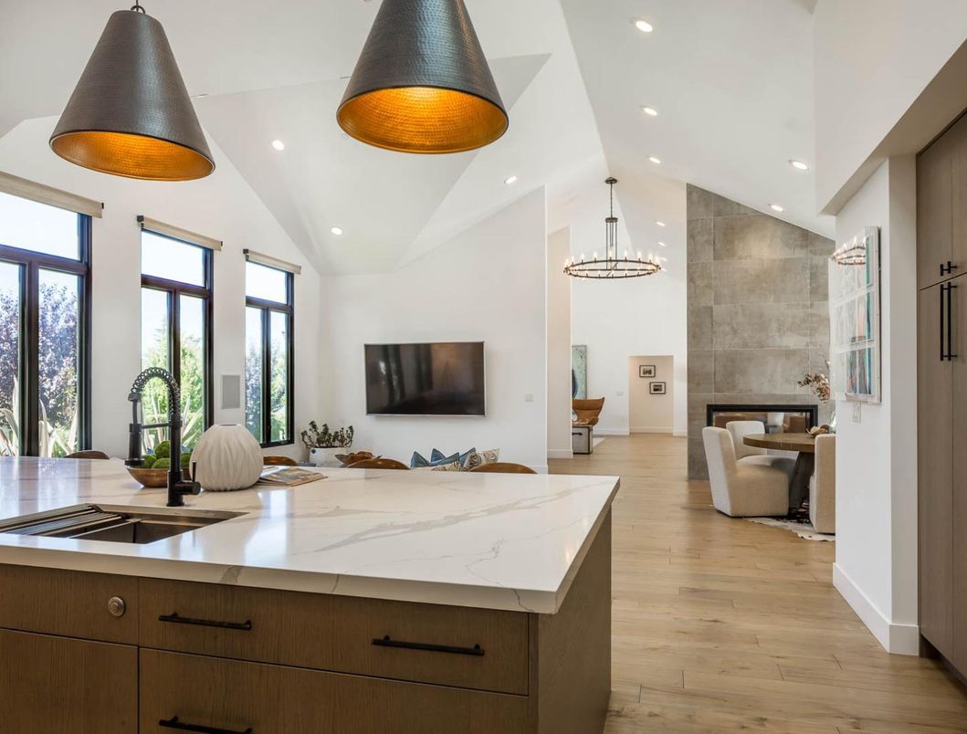 Chandelier, Interior, Kitchen, Pendant Lights, Recessed Lighting, Wood Texture Flooring