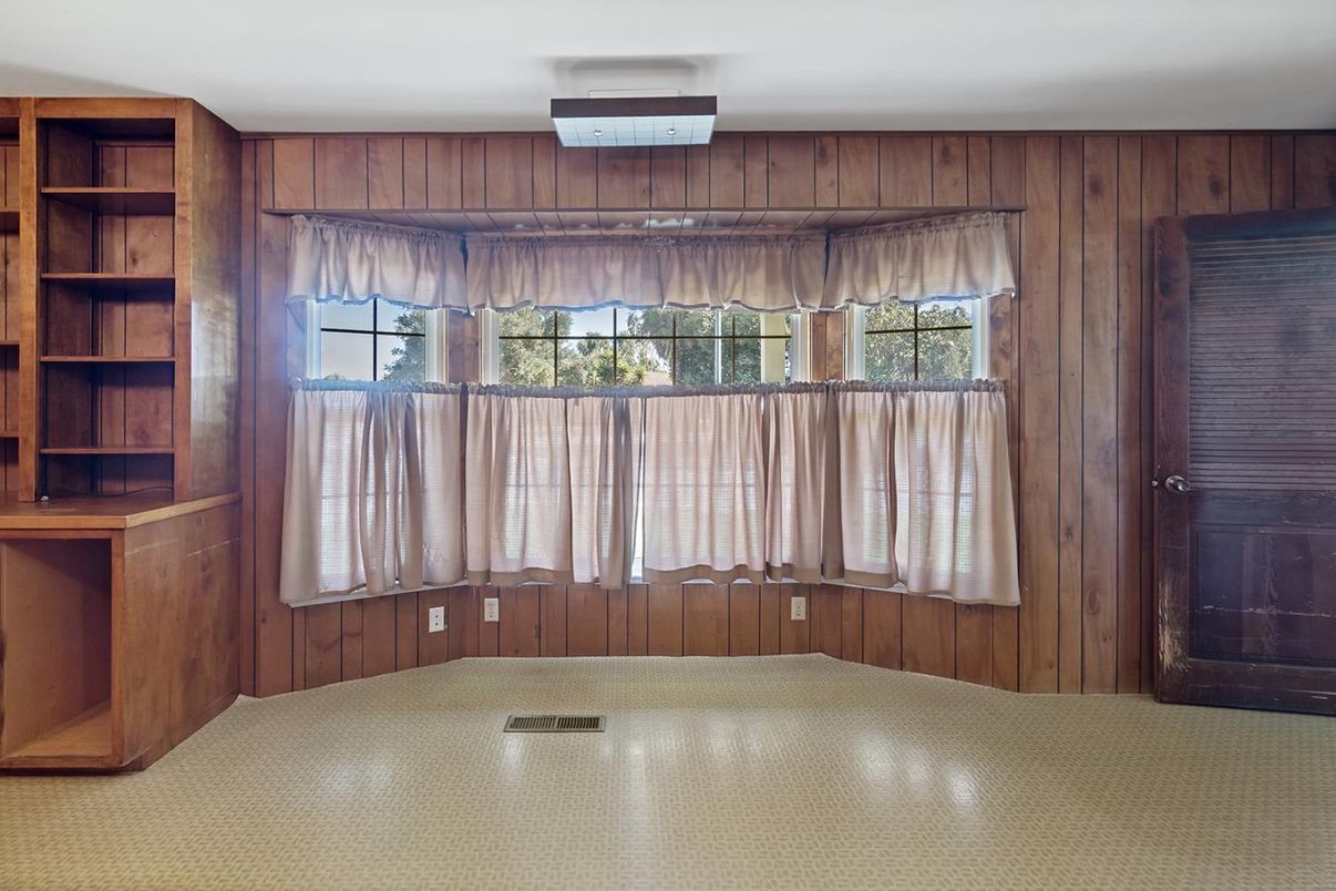 Empty room, Interior, Wooden Walls