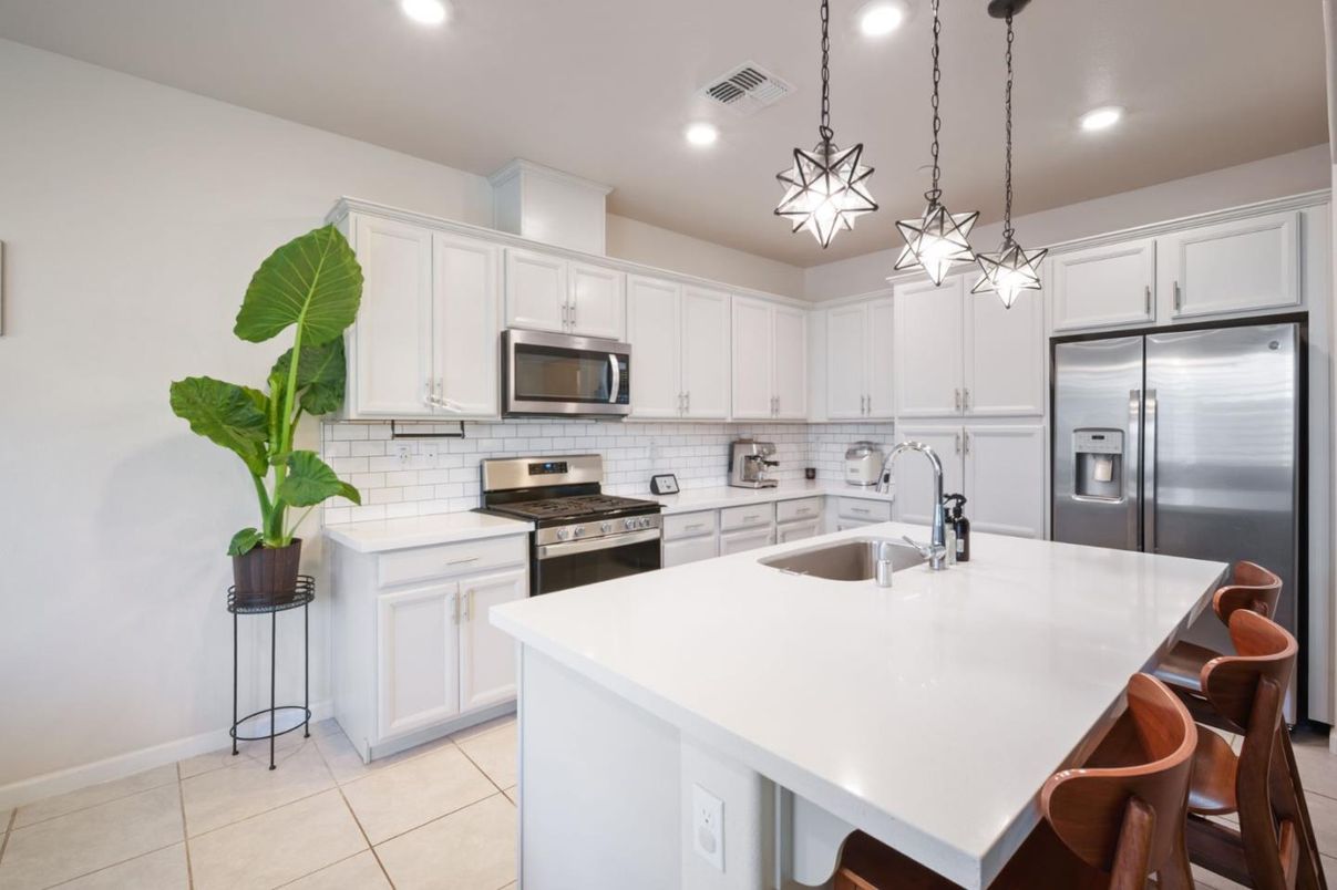 Interior, Kitchen, Pendant Lights, Recessed Lighting, Stainless Steel Appliances