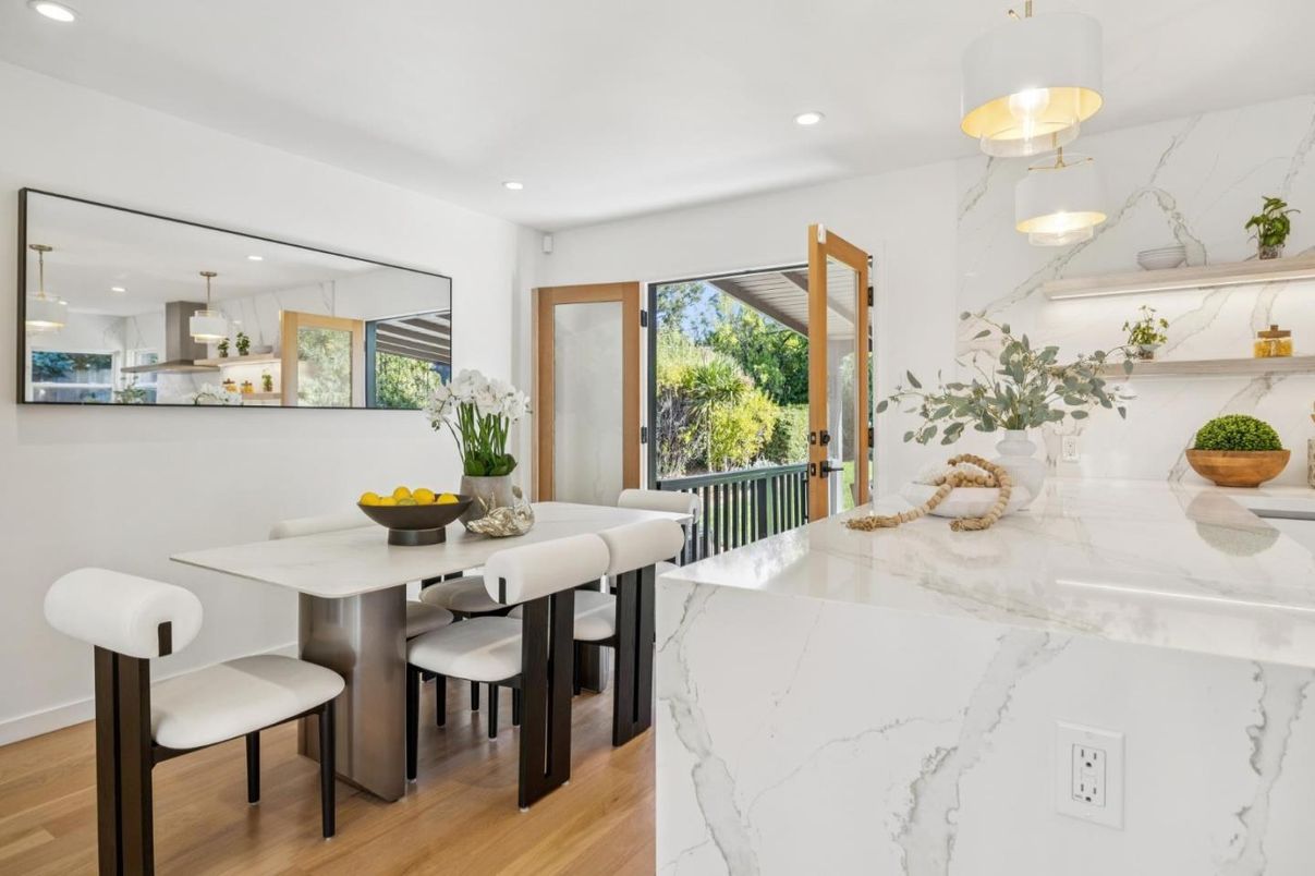 Dining room, Interior, Kitchen, Marble Walls, Pendant Lights, Recessed Lighting, Wood Texture Flooring