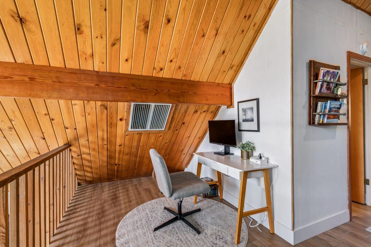 Home Office, Interior, Wooden Ceilings, Wood Texture Flooring, Wooden Walls