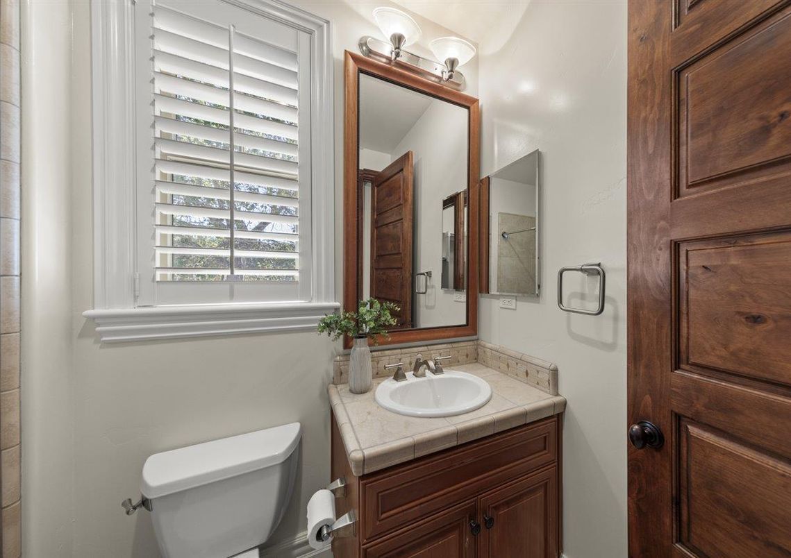 Bathroom, Interior, Tile Countertops