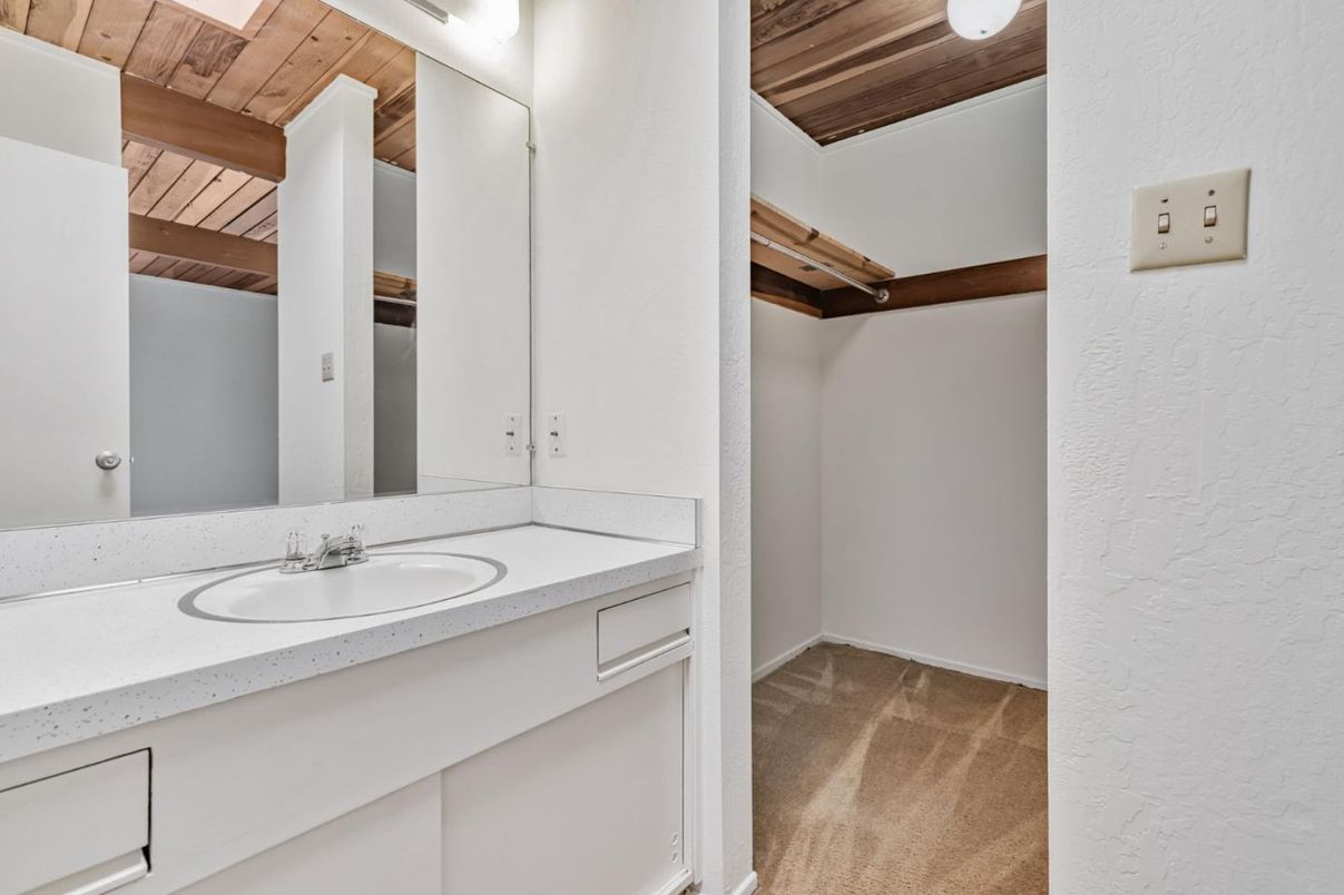 Bathroom, Interior, Wooden Beams, Wooden Ceilings