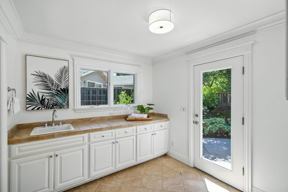 Bathroom, Dual Sink Vanities, Interior, Tile Countertops