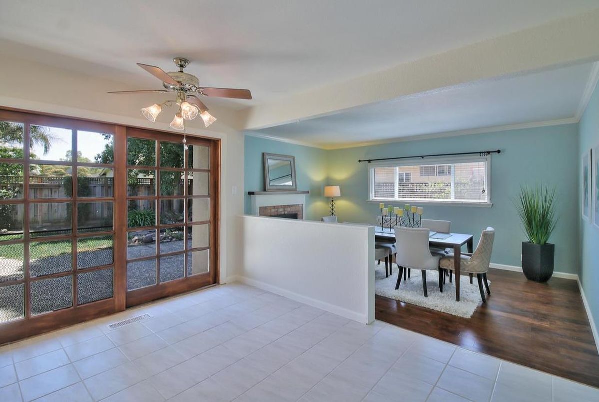 Dining room, Fireplace, Interior, Wood Texture Flooring
