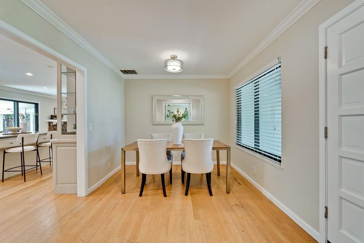 Dining room, Interior, Recessed Lighting, Wood Texture Flooring