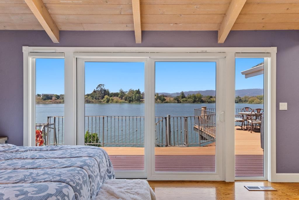 Bedroom, Interior, Water, Wooden Beams, Wooden Ceilings