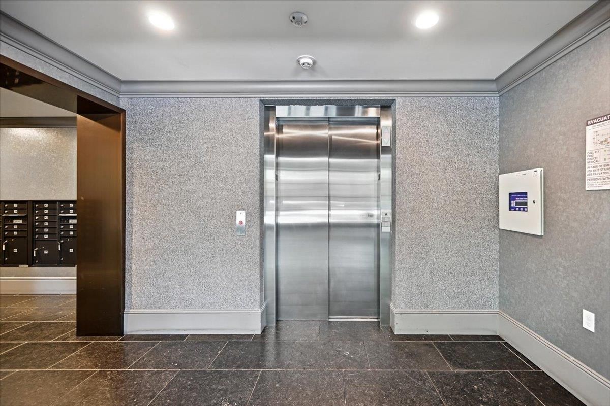 Elevator, Interior, Recessed Lighting