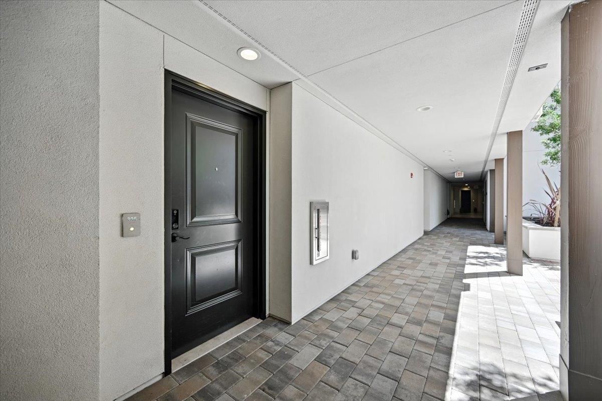 Exterior, Recessed Lighting