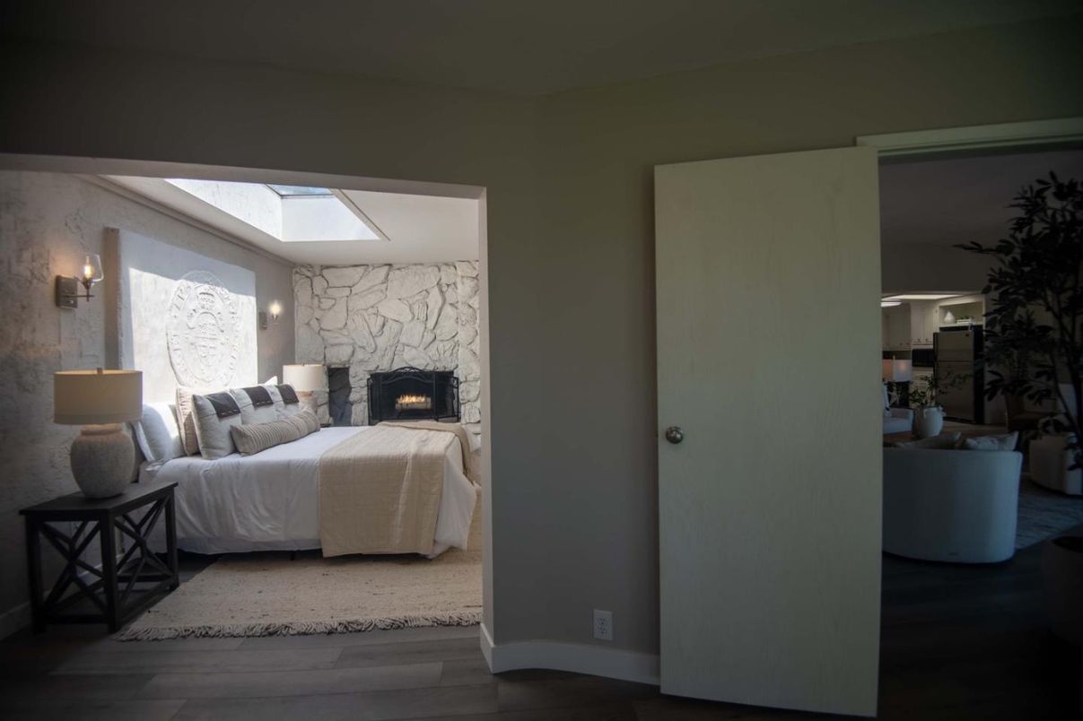 Bedroom, Fireplace, Interior, Wood Texture Flooring