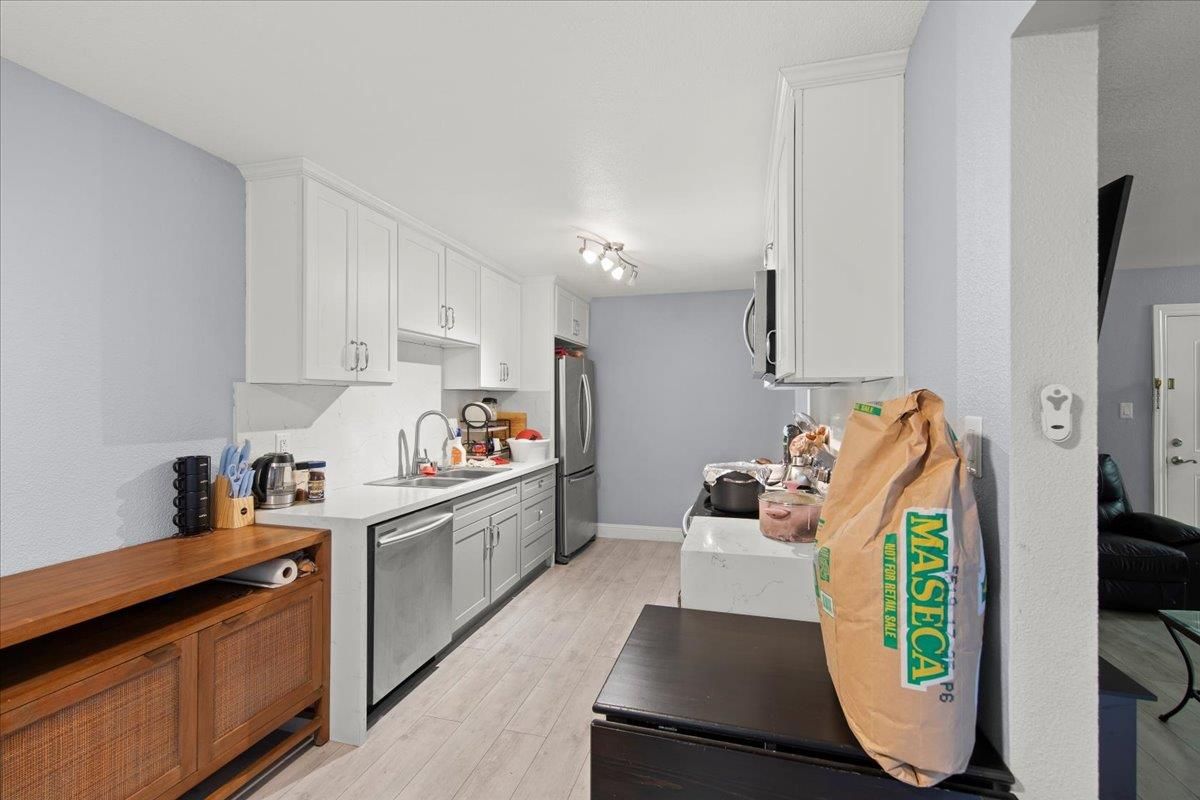 Interior, Kitchen, Stainless Steel Appliances, Wood Texture Flooring