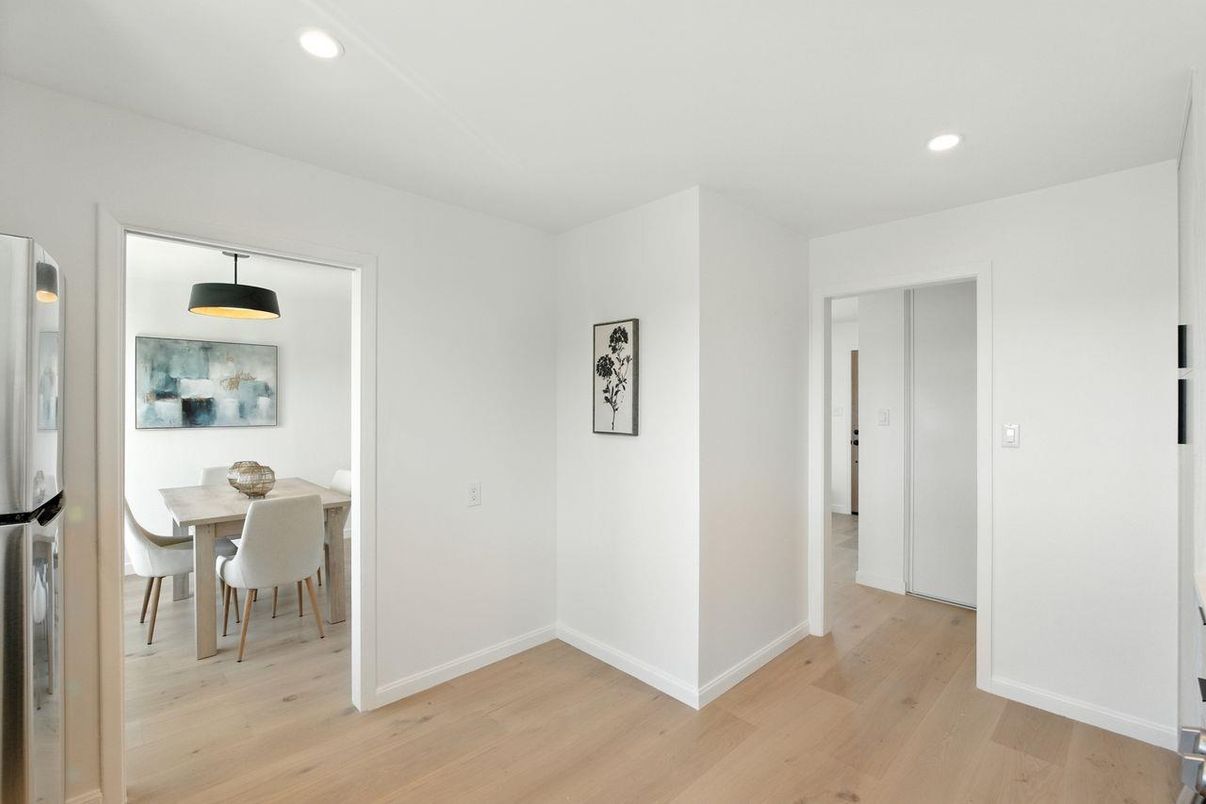 Dining room, Interior, Recessed Lighting, Wood Texture Flooring