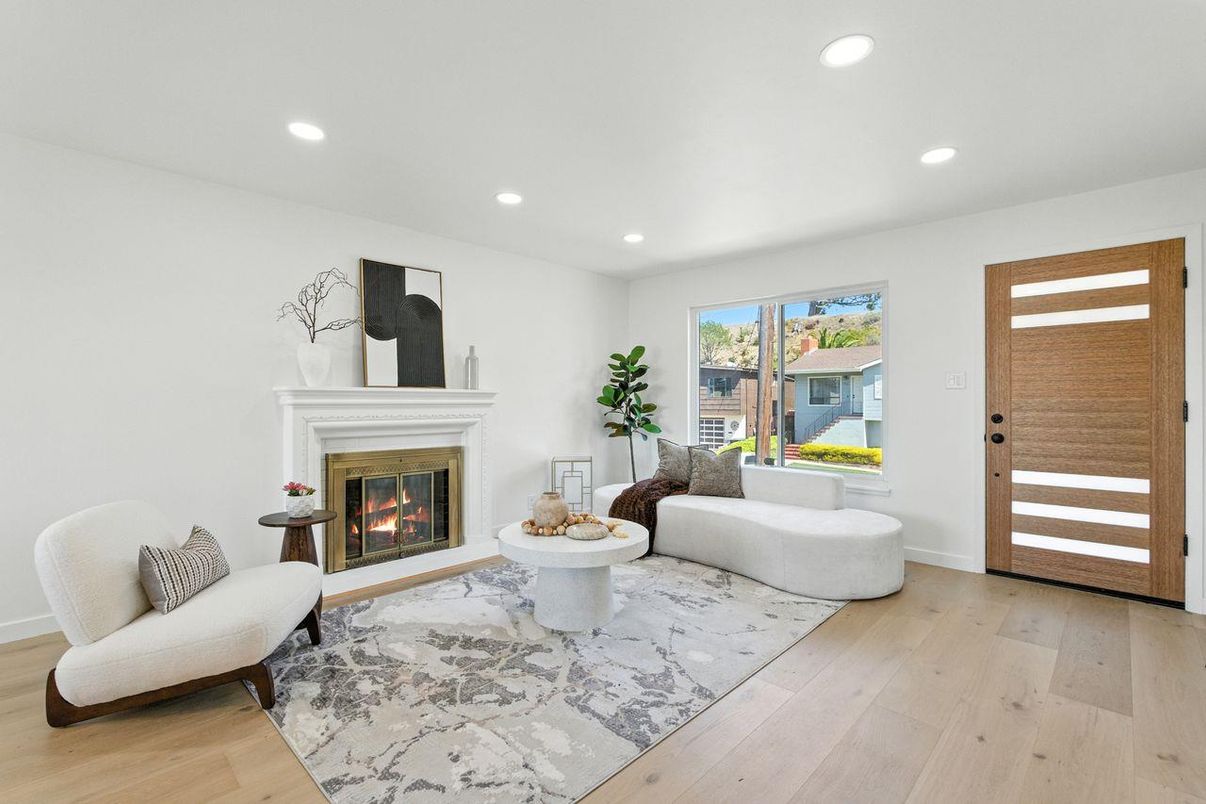 Fireplace, Interior, Living room, Recessed Lighting, Wood Texture Flooring