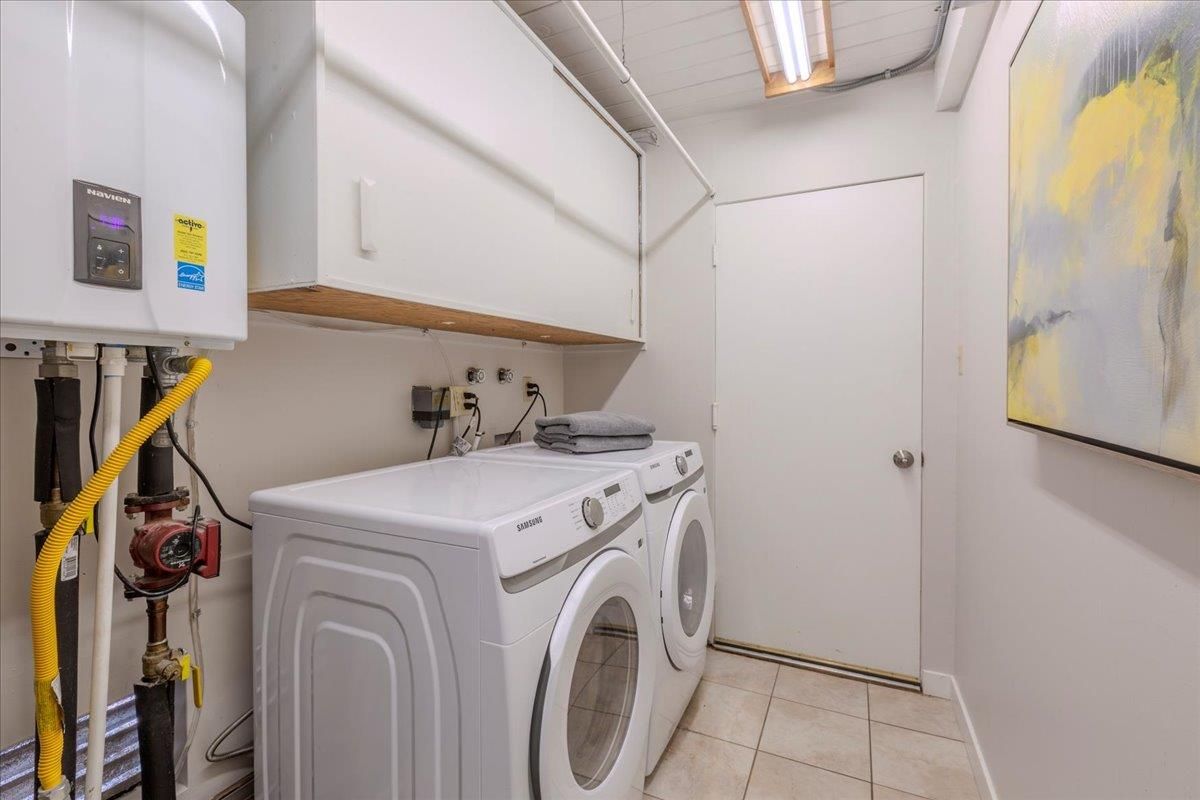Interior, Washer