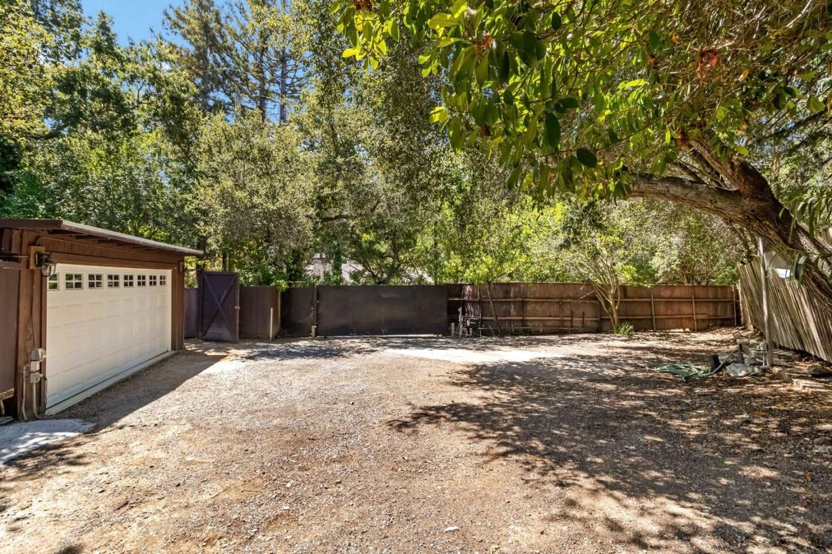 Backyard, Detached Garage, Exterior