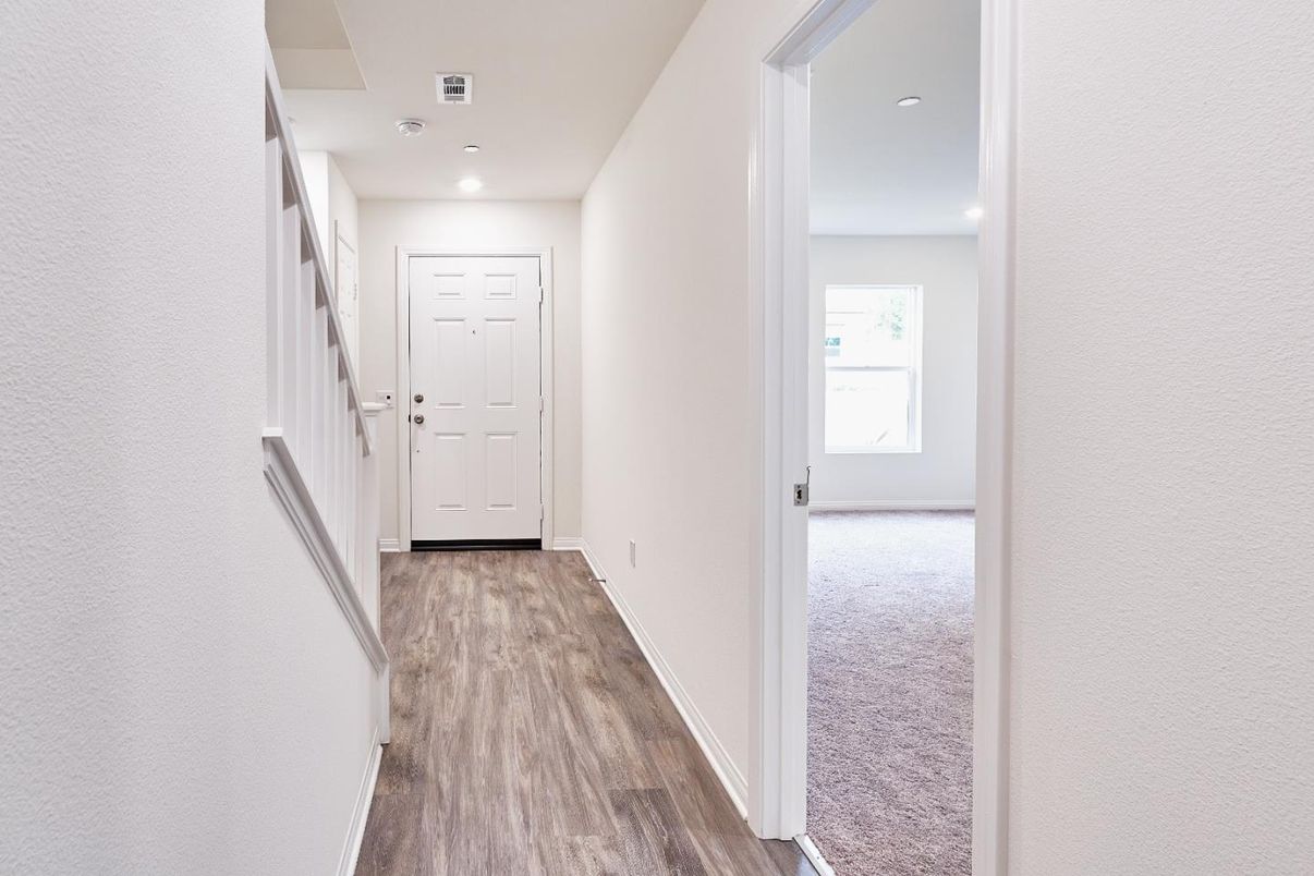 Interior, Recessed Lighting, Wood Texture Flooring