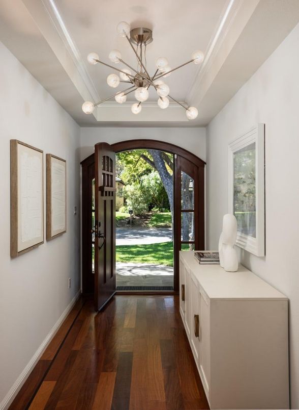 Interior, Pendant Lights, Wood Texture Flooring
