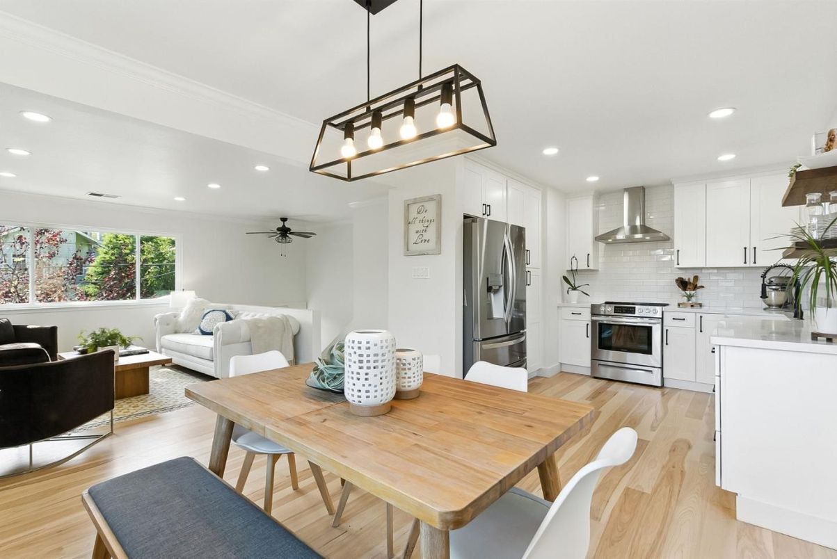 Dining room, Interior, Kitchen, Living room, Pendant Lights, Recessed Lighting, Stainless Steel Appliances, Wood Texture Flooring