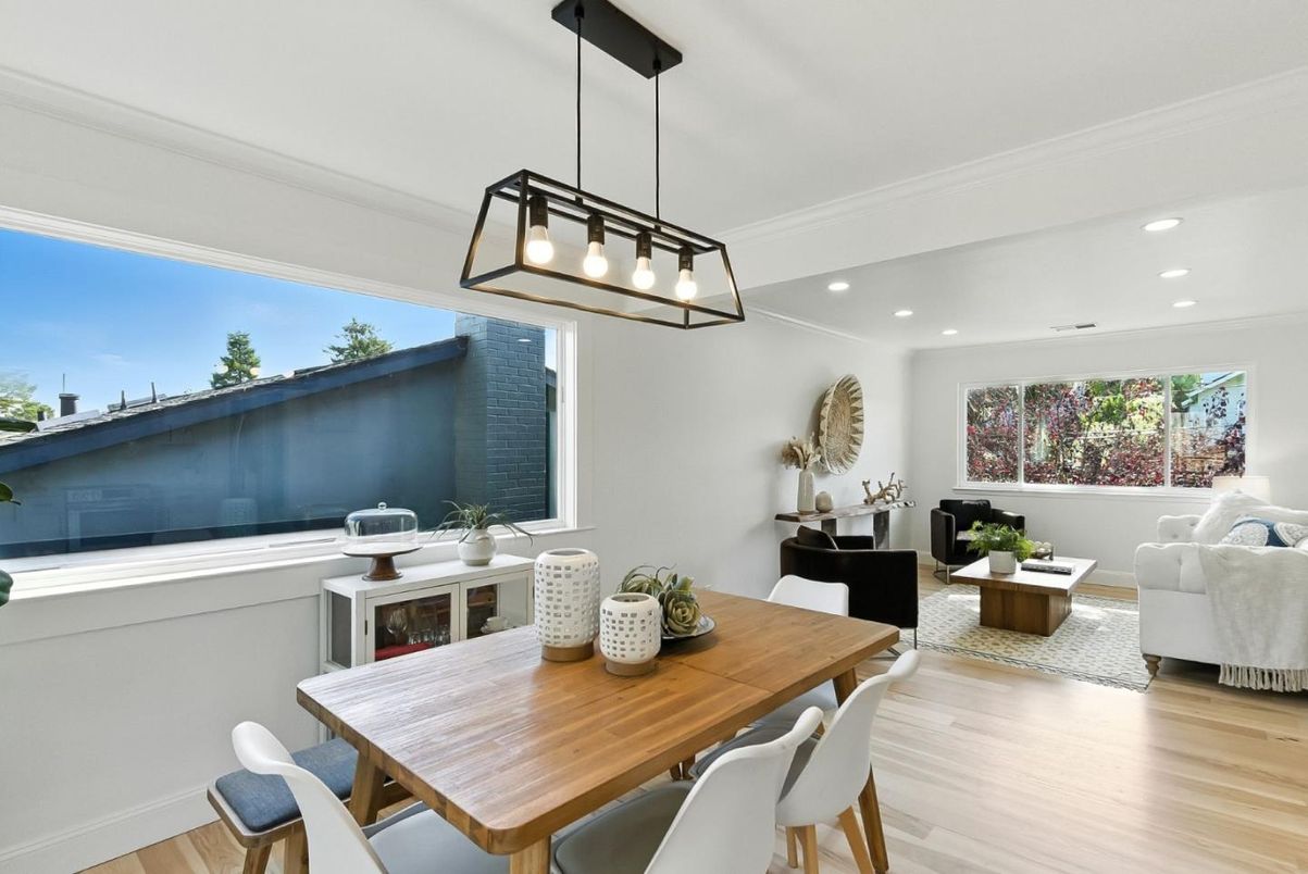 Dining room, Interior, Living room, Pendant Lights, Recessed Lighting, Wood Texture Flooring