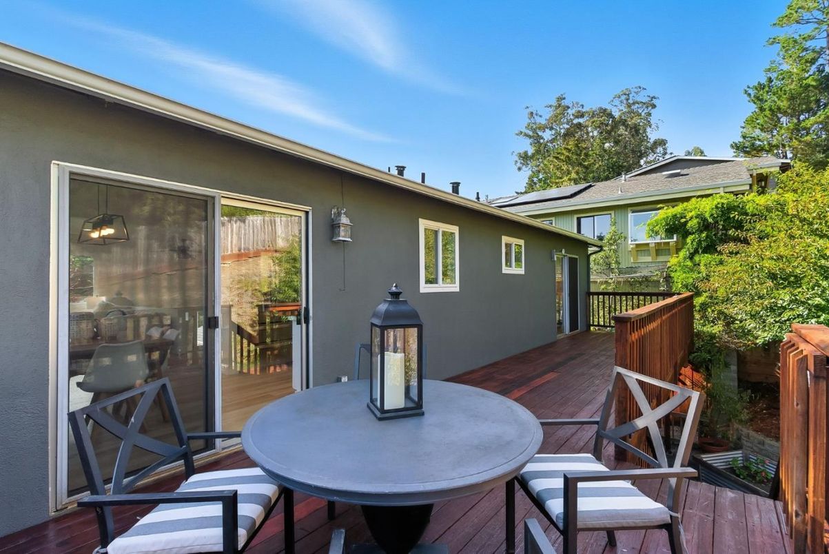 Exterior, Wood Texture Flooring