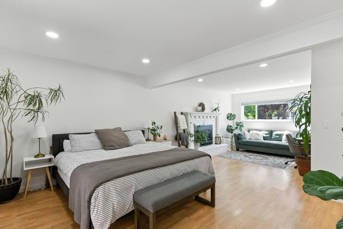 Bedroom, Fireplace, Interior, Recessed Lighting, Wood Texture Flooring