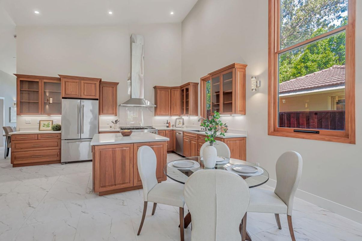 Dining room, Interior, Kitchen, Marble, Recessed Lighting, Stainless Steel Appliances
