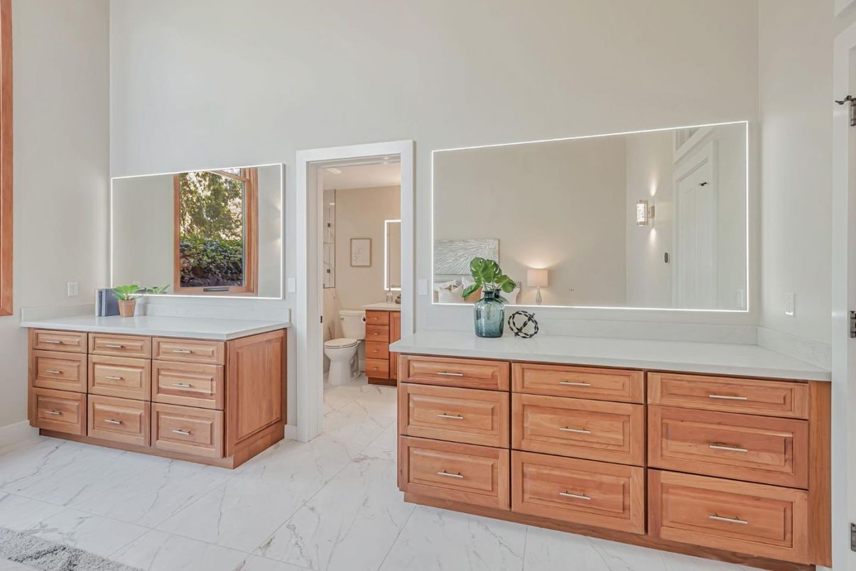 Bathroom, Dual Sink Vanities, Interior, Marble