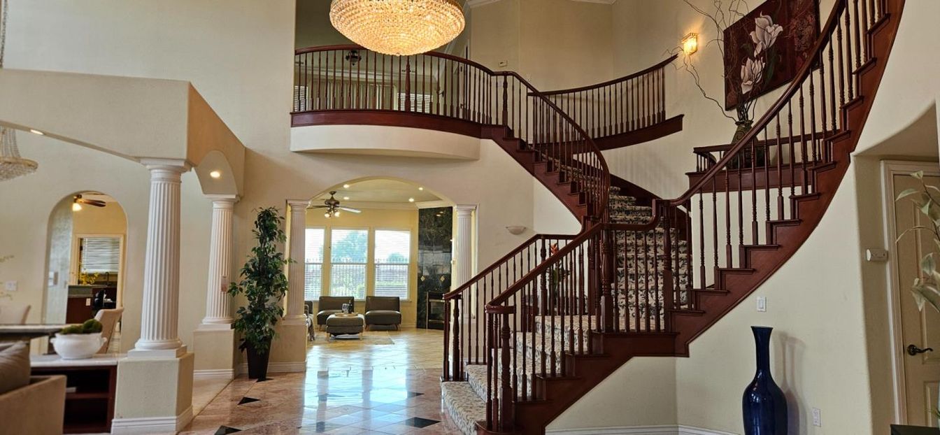 Chandelier, Interior, Recessed Lighting
