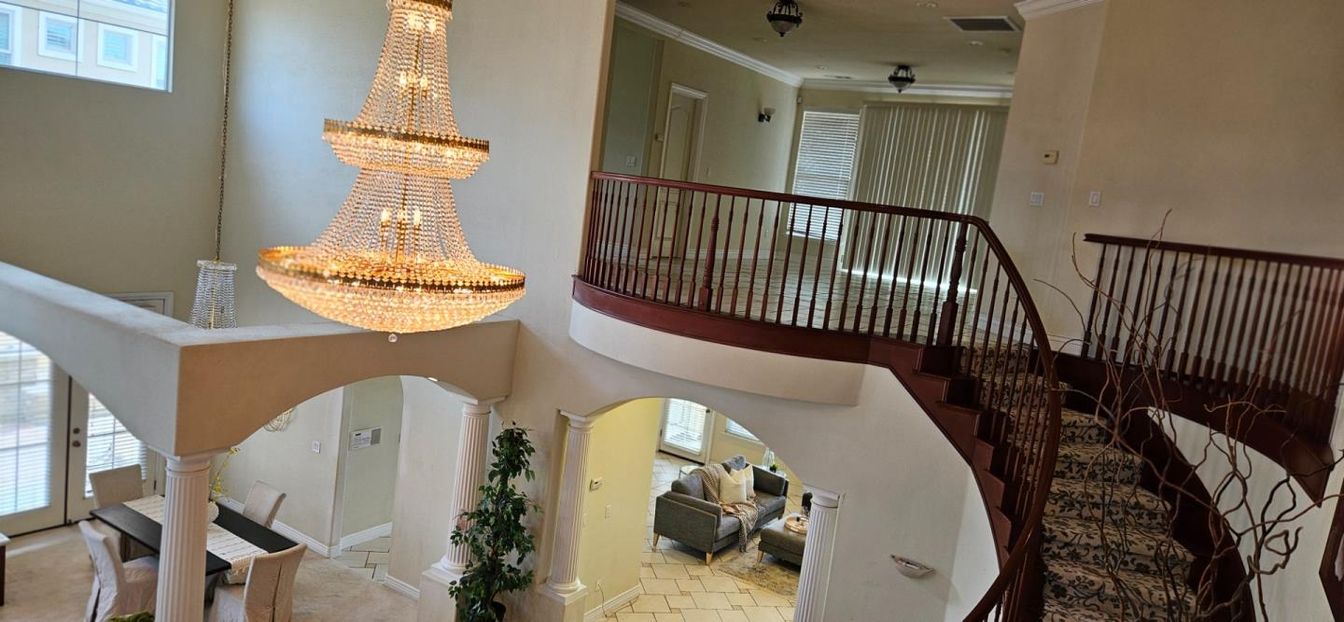 Chandelier, Interior