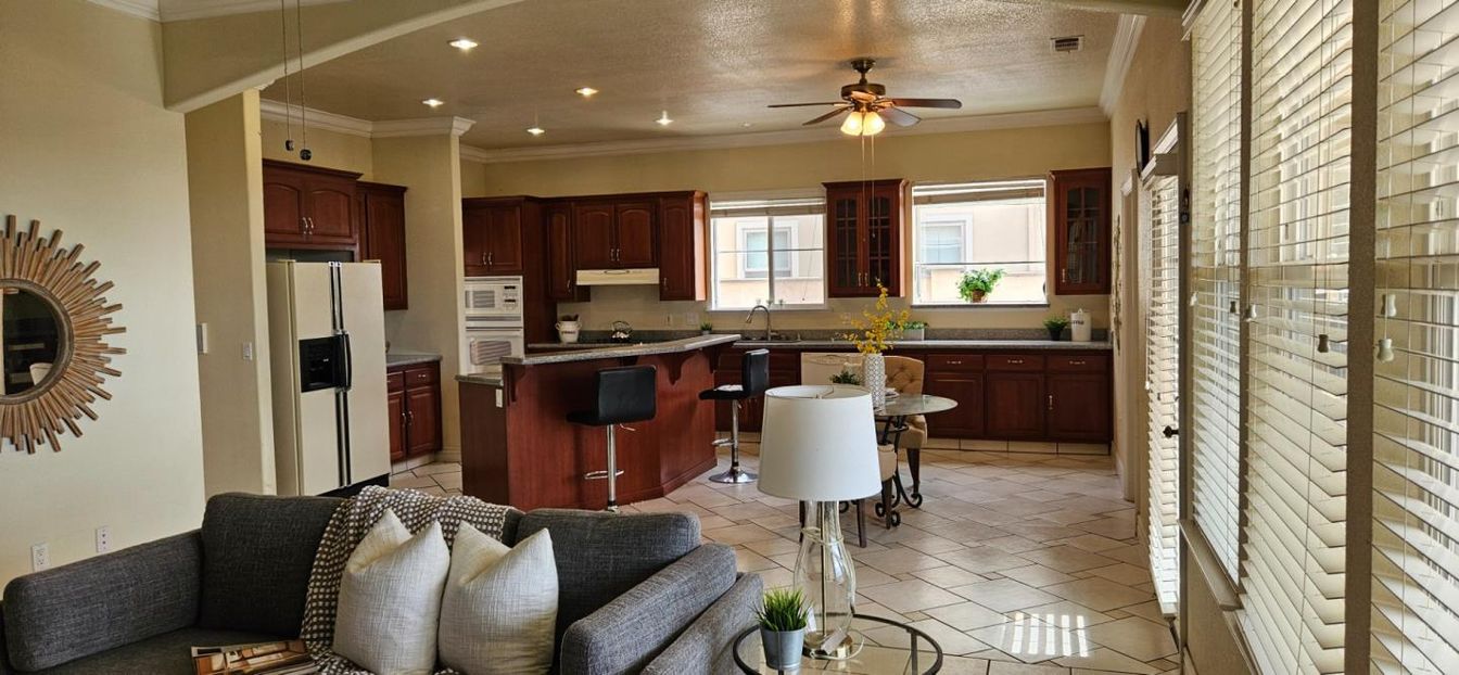 Interior, Kitchen, Recessed Lighting