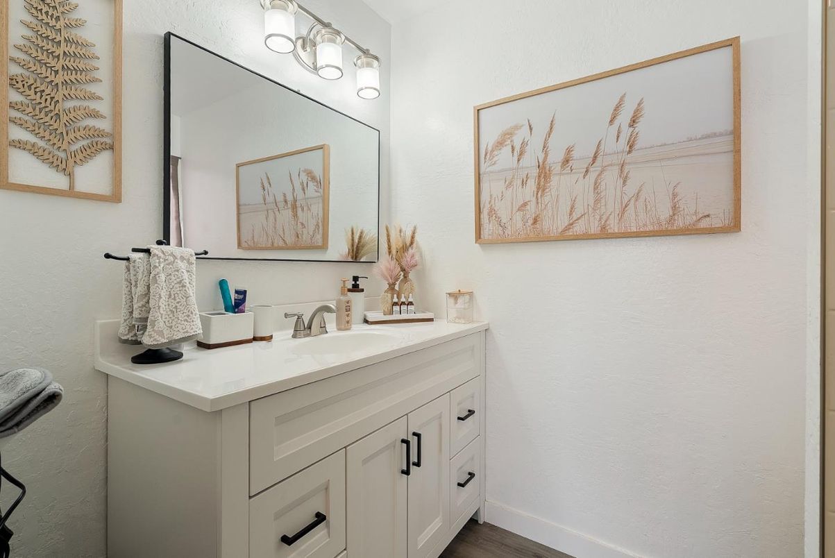 Bathroom, Interior, Wood Texture Flooring