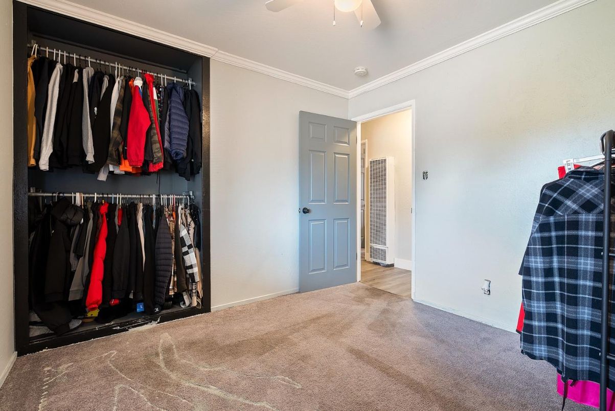 Interior, Walk-in Closets