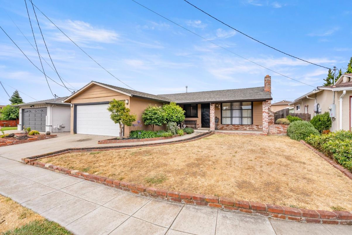 Attached, Backyard, Exterior, Facade, Ranch