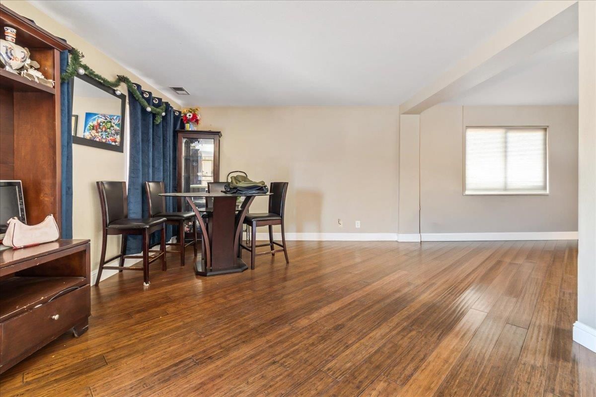 Dining room, Interior, Wood Texture Flooring