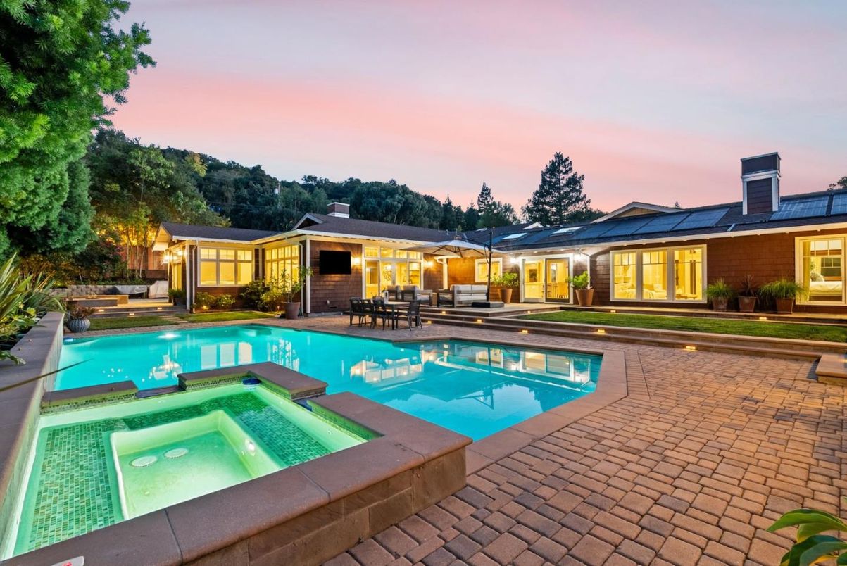 Exterior, Pool, Solar Panels