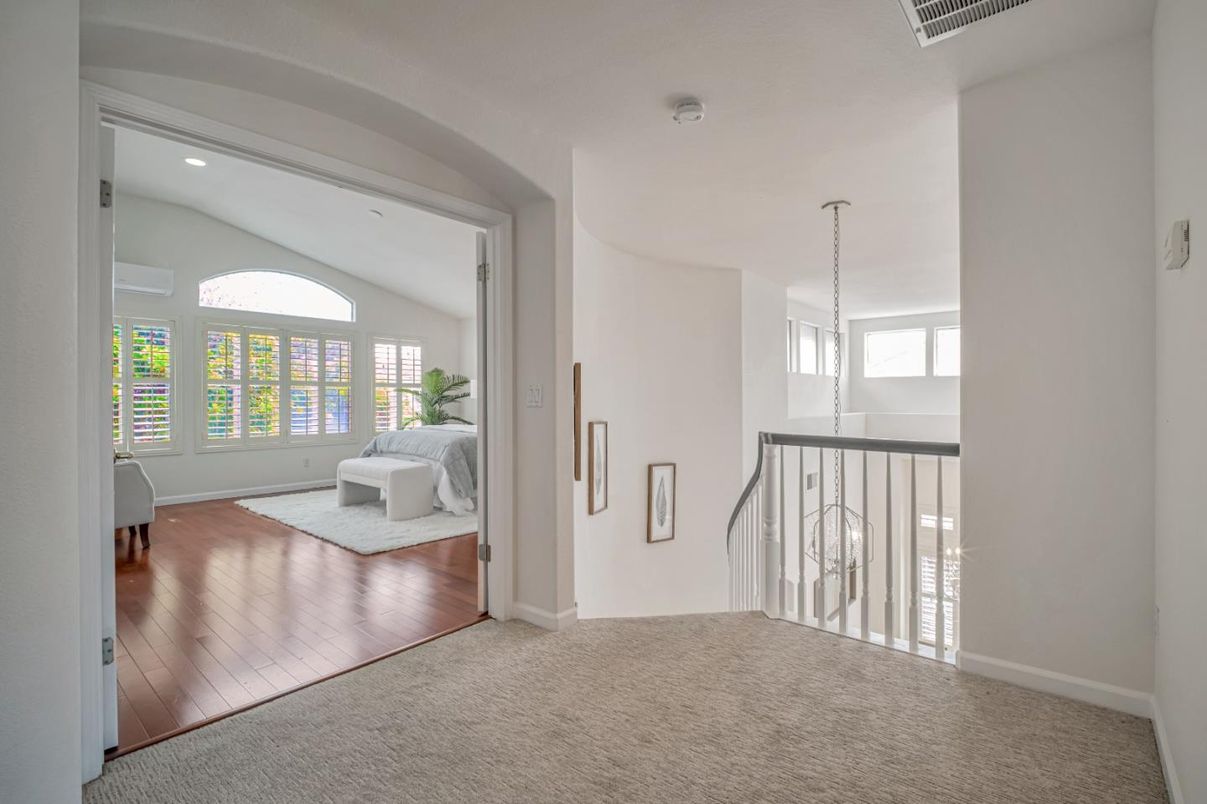 Bedroom, Interior, Pendant Lights, Recessed Lighting, Wood Texture Flooring