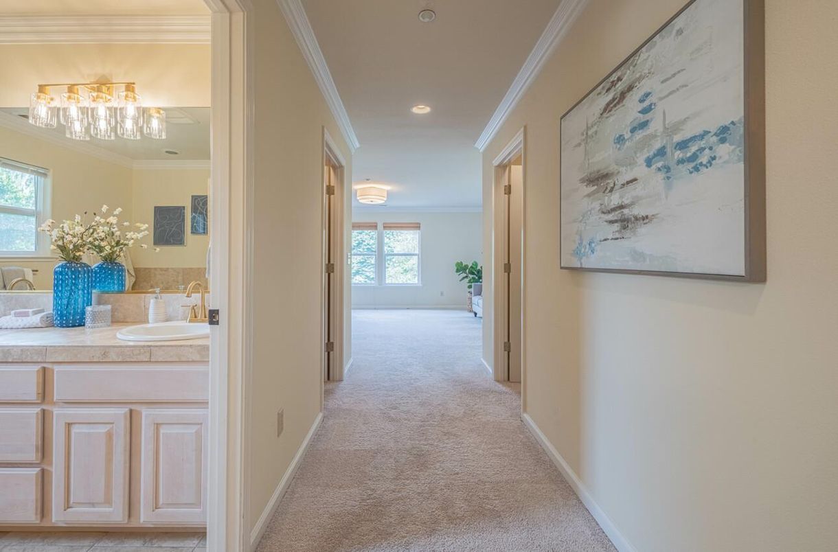 Bathroom, Interior, Recessed Lighting, Tile Countertops