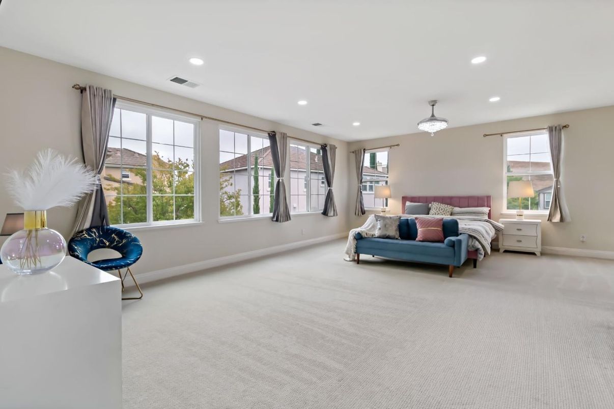 Bedroom, Interior, Recessed Lighting