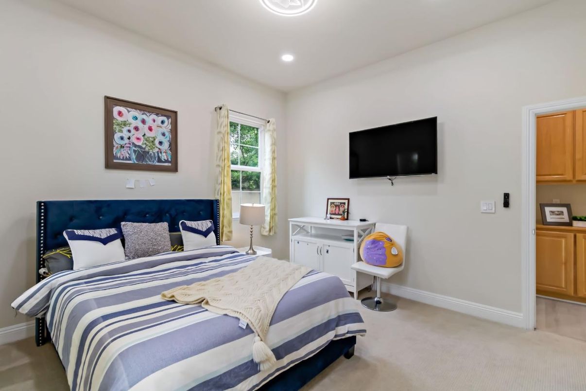 Bedroom, Interior, Recessed Lighting