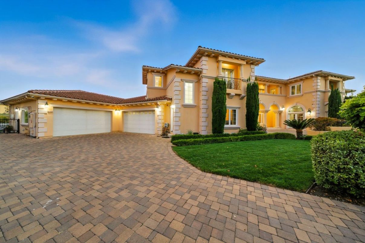 Attached, Backyard, Exterior, Facade, Mediterranean