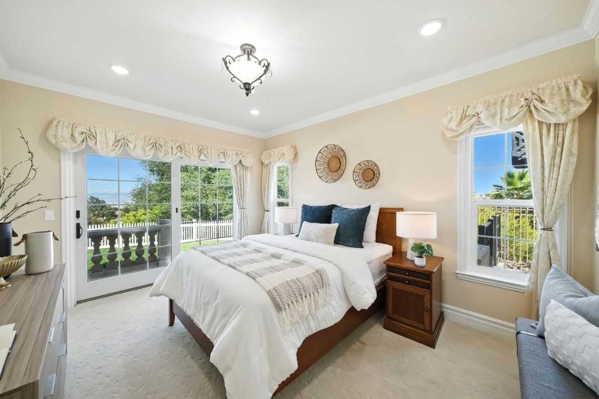 Bedroom, Interior, Recessed Lighting